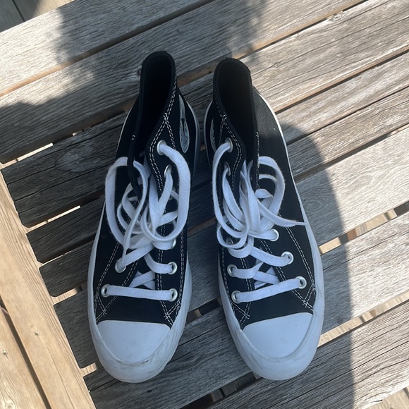 Black Platform Converse - Picture 3 of 3